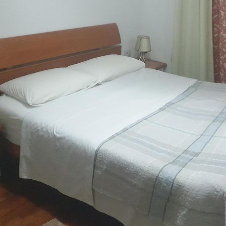 דירות טיראנה Cozy Nest Ledi מראה חיצוני תמונה