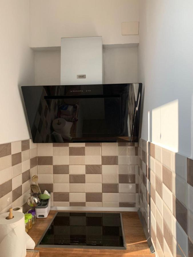 דירות טיראנה Cozy Nest Ledi מראה חיצוני תמונה