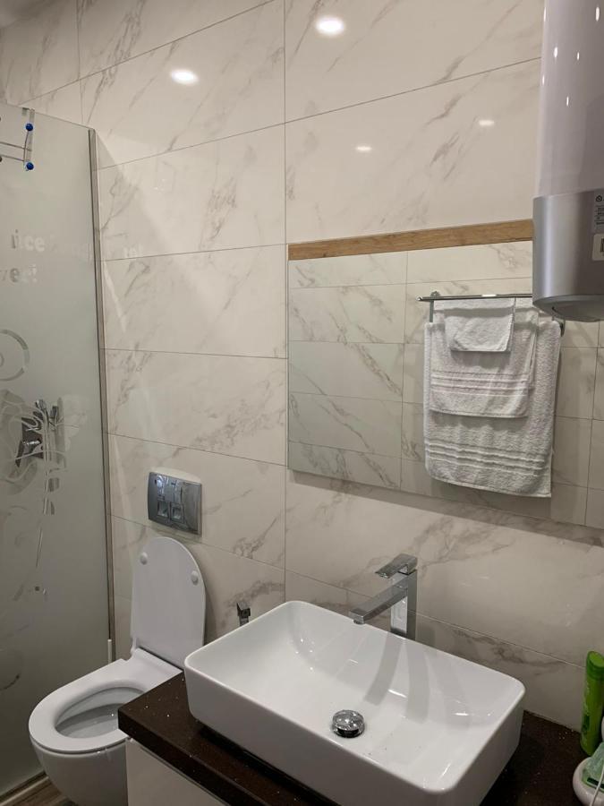 דירות טיראנה Cozy Nest Ledi מראה חיצוני תמונה