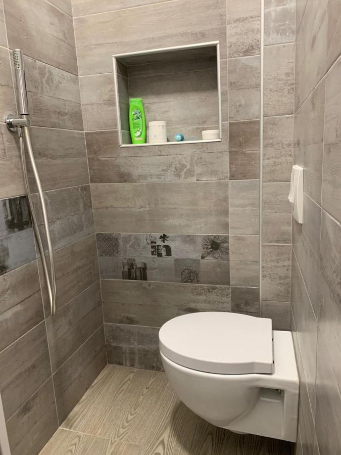 דירות טיראנה Cozy Nest Ledi מראה חיצוני תמונה
