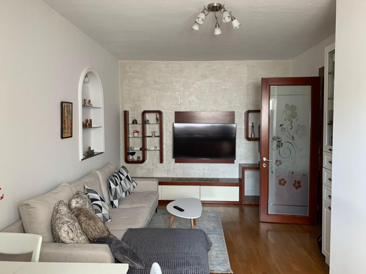 דירות טיראנה Cozy Nest Ledi מראה חיצוני תמונה