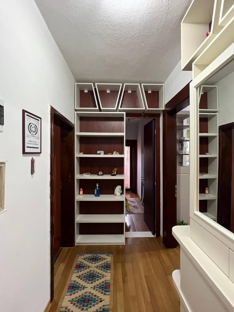 דירות טיראנה Cozy Nest Ledi מראה חיצוני תמונה