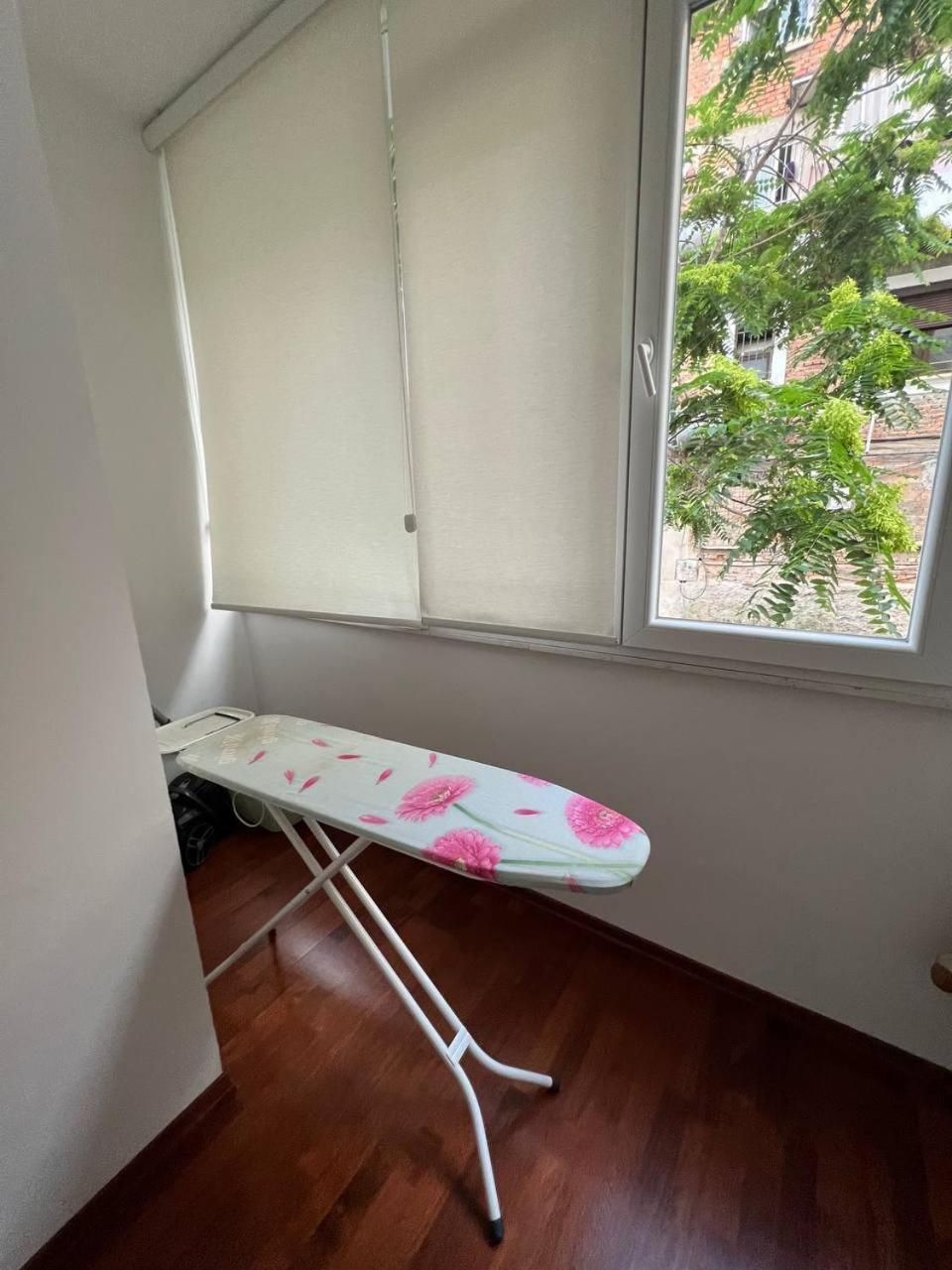 דירות טיראנה Cozy Nest Ledi מראה חיצוני תמונה